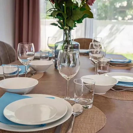 Bura With Pool And Sauna Barbat na Rabu