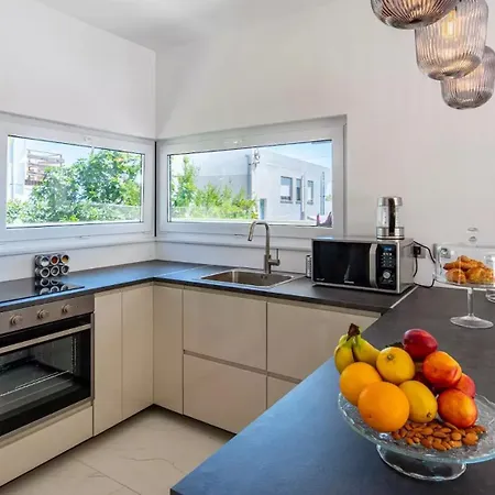 Bura With Pool And Sauna Villa *