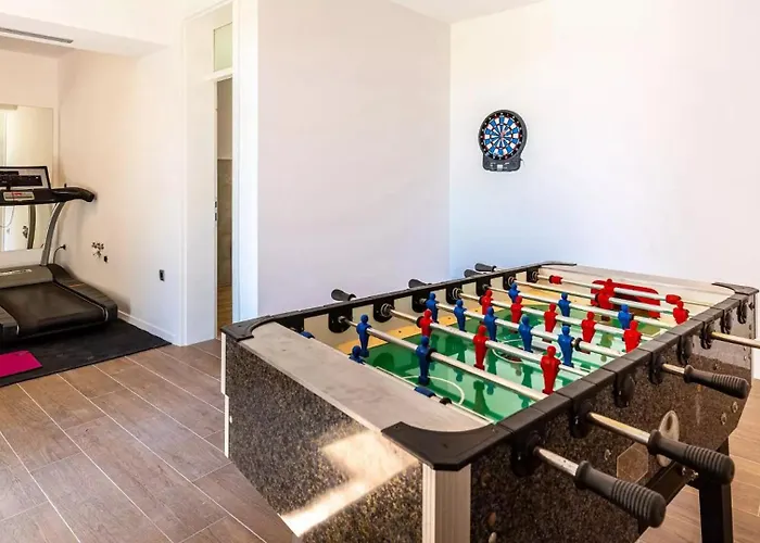 Villa Bura With Pool And Sauna Barbat na Rabu