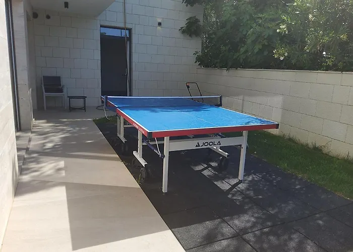 Bura With Pool And Sauna 빌라