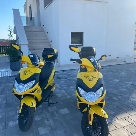 Bura Villa Barbat na Rabu