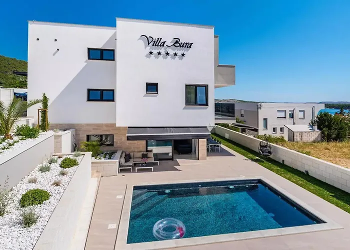 Bura With Pool And Sauna * Barbat na Rabu